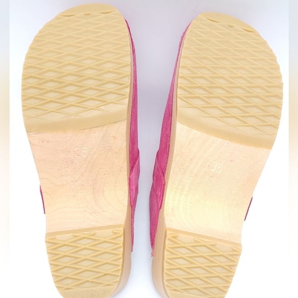 Swedish Hasbeens Pink Suede Wood Clogs Women's Size 6 EU 36 - Picture 10 of 11
